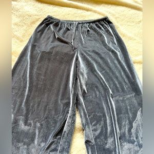 Victorias Secret XL velvety soft sleep pants